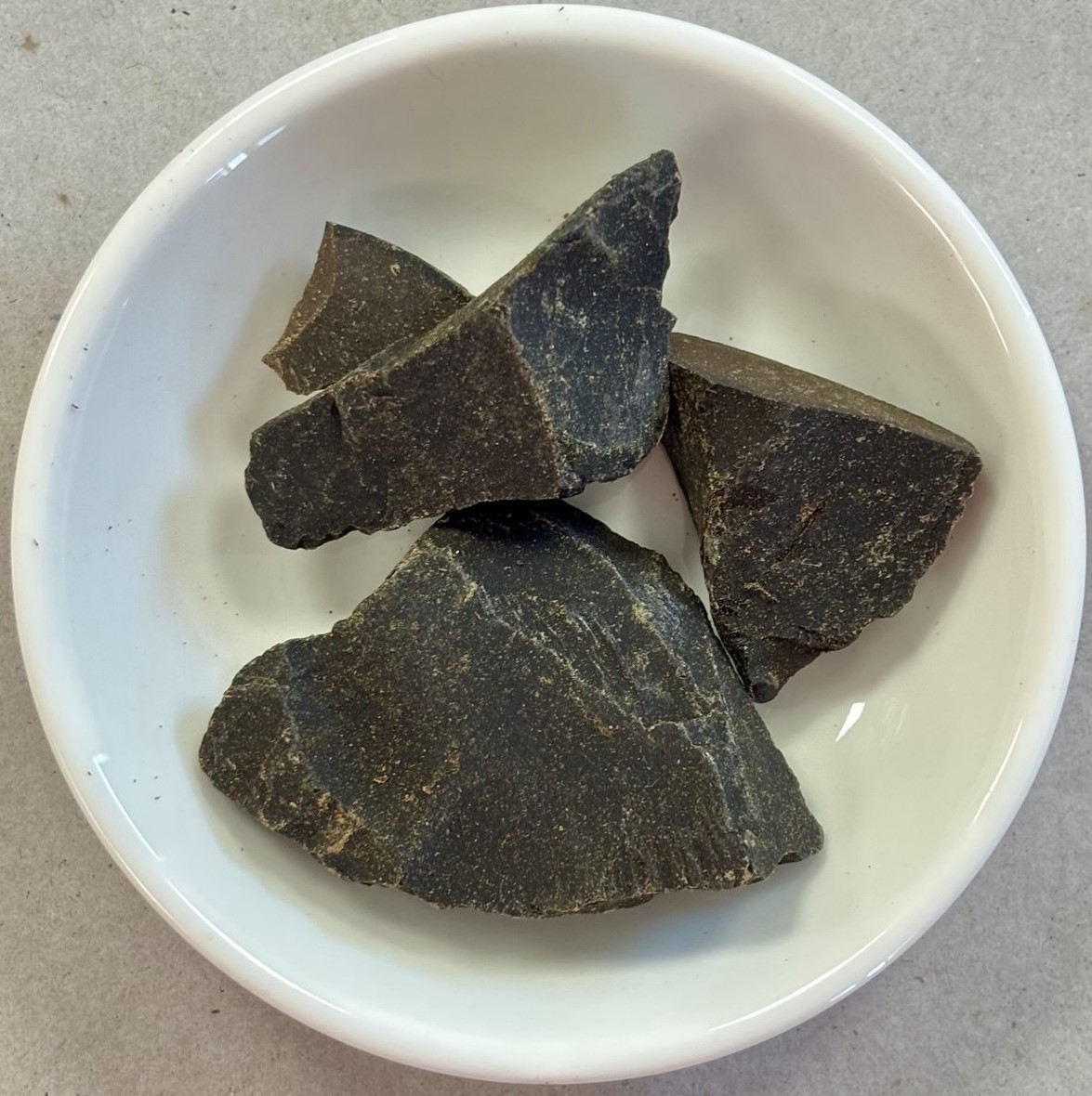 100% természetes füstölőszer - Meleg, balzsamos, fűszeres illatú gyanta - szerelem, érzékiség, afrodiziákum